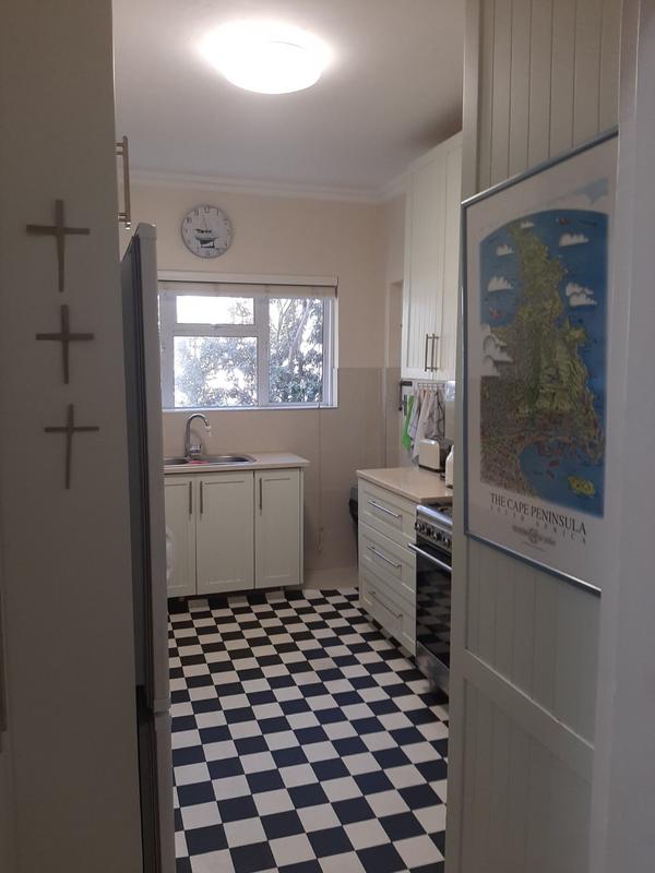 To Let 2 Bedroom Property for Rent in Fish Hoek Western Cape